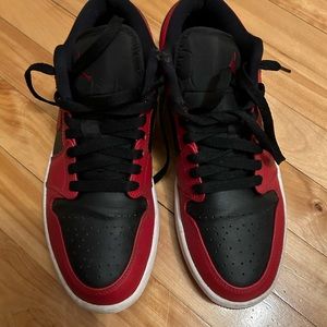 Nike Air Jordan AJ1 low- excellent condition